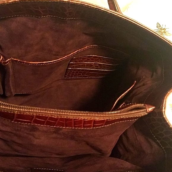 🤩🤩🤩PRICE REDUCED!!!🤩🤩🤩 ESCADA CROCODILE PRINT LEATHER HANDBAG - Picture 6 of 7